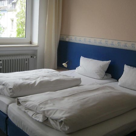 Eu Centralhotel Im Toennchen Dusseldorf Luaran gambar