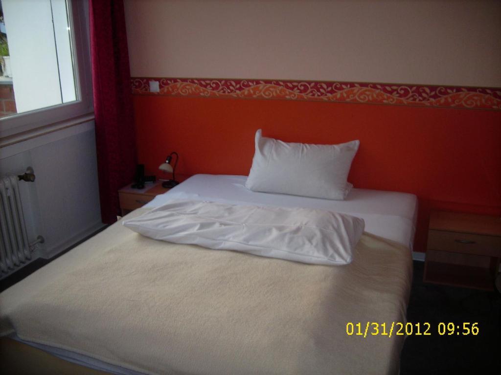 Eu Centralhotel Im Toennchen Dusseldorf Luaran gambar