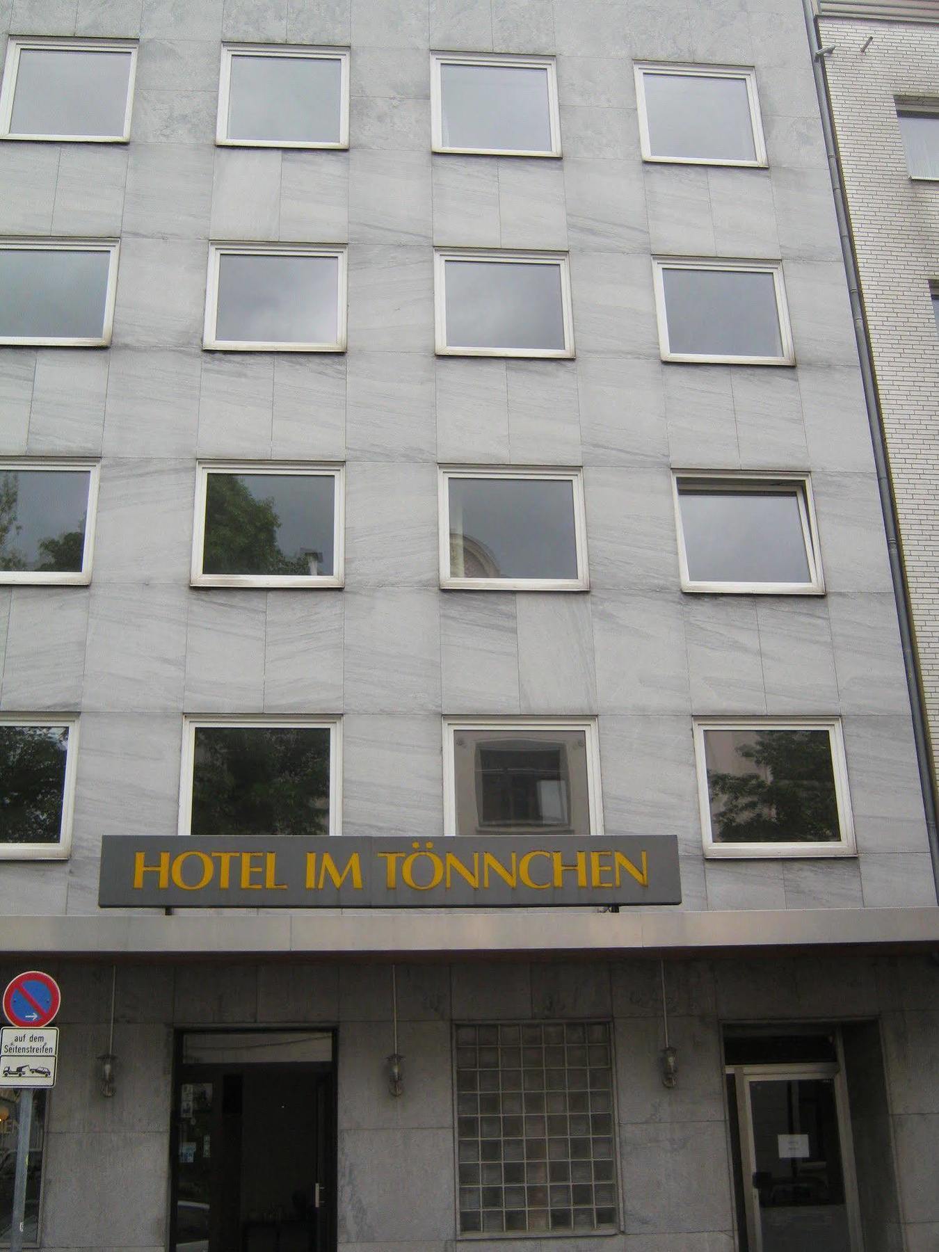 Eu Centralhotel Im Toennchen Dusseldorf Luaran gambar